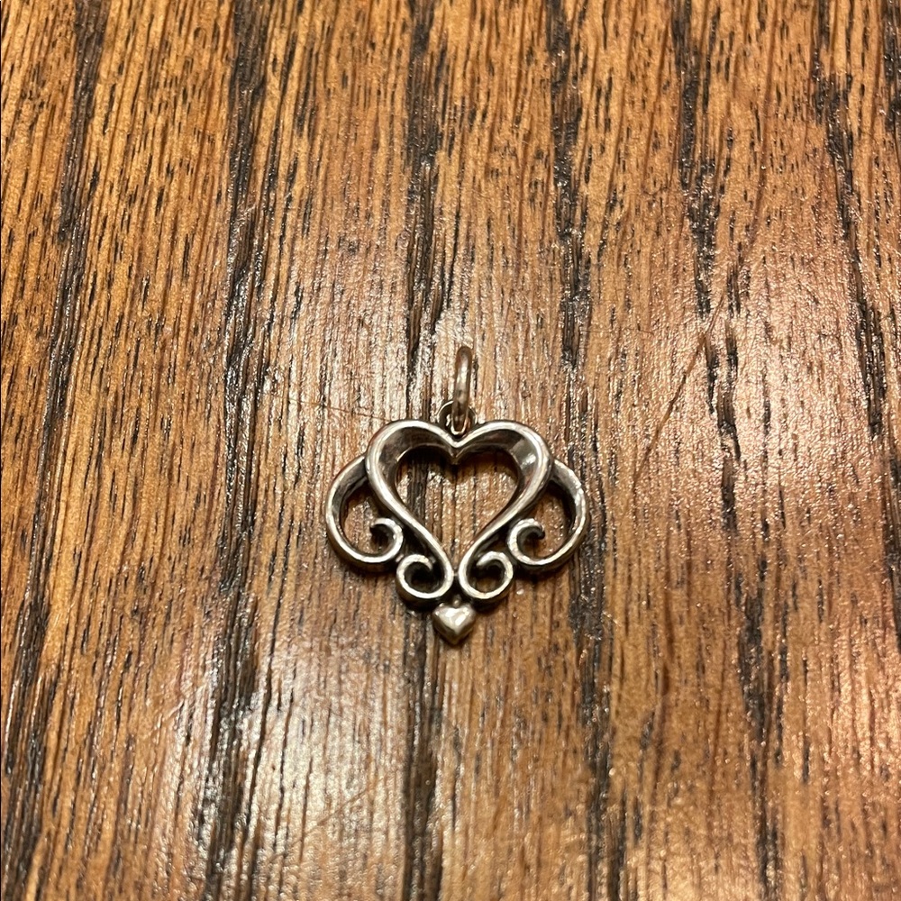 Retired James Avery Silver Heart Scroll Necklace